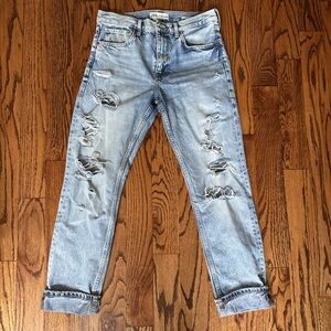 Zara Women’s Relaxed Light Blue Distressed Jeans